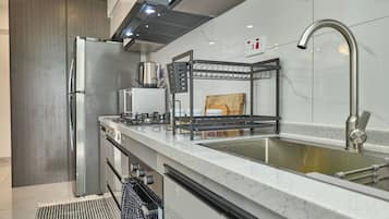 Familielejlighed - byudsigt | Privat køkken