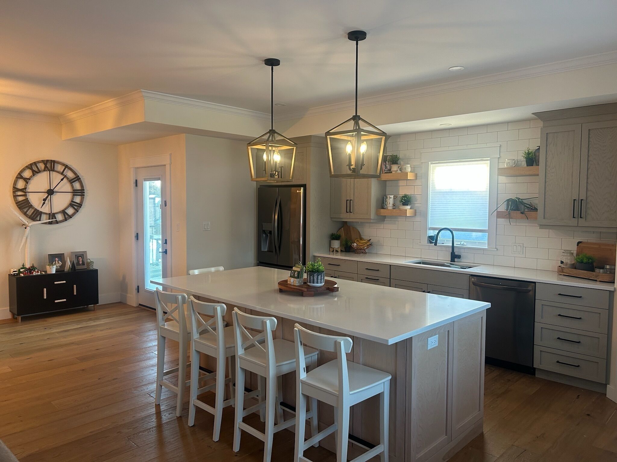 Microwave, oven, dishwasher
