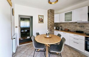 Dining - 1 bedroom awesome home in Zagreb (Zagreb)
