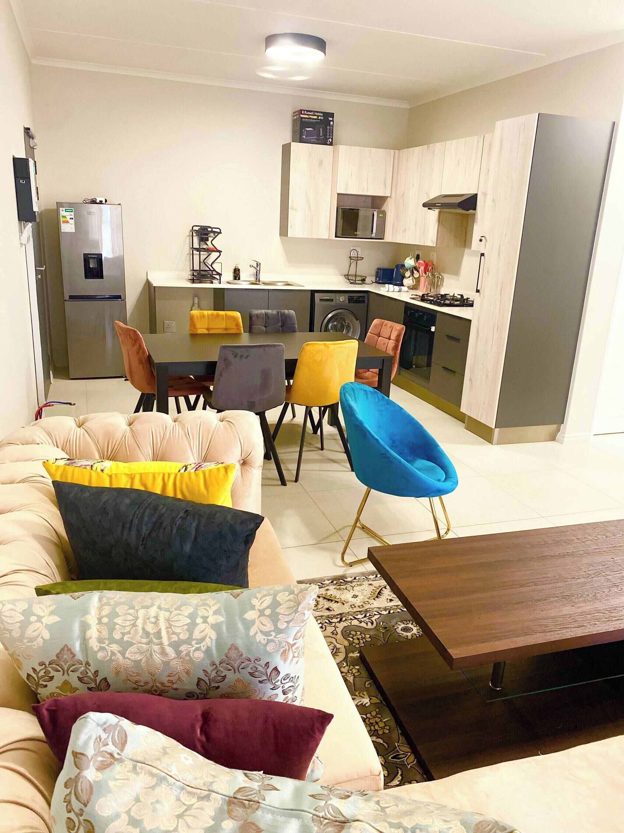 Apartamento, 2 quartos, sacada | Sala de estar