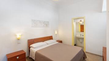1 slaapkamer, een strijkplank/strijkijzer, wifi, beddengoed