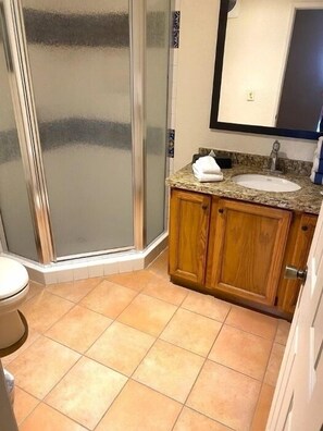 Bathroom - Rosarito | Family Beach Retreat | Pool + Beach | 2BR (Rosarito)