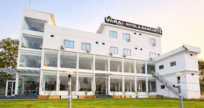 Varad International Hotel and Banquet