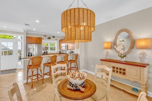 Dining - FL Keys Waterfront Villa | Priv. Boat Slip | Gulf Views | Heated Pool | Sleeps 6 (Marathon)