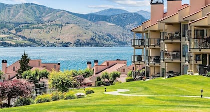 Lake Chelan | Family Lake Escape | Pool + Lake | 2BR