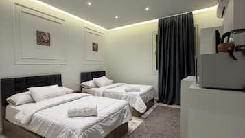 Egyptian cotton sheets, premium bedding, free WiFi