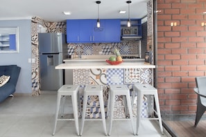 Fridge, microwave, cookware/dishes/utensils - Best location in Provenza (Medellín)