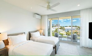 1 bedroom, WiFi - Ellipse Resort, Grace Bay /Jr Suite One Bedroom with Grace Bay Street View (Grace Bay)