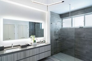 Hair dryer, towels, soap, toilet paper - Ellipse Resort, Grace Bay/Luxurious One Bedroom Suite with Partial Ocean View (Grace Bay)