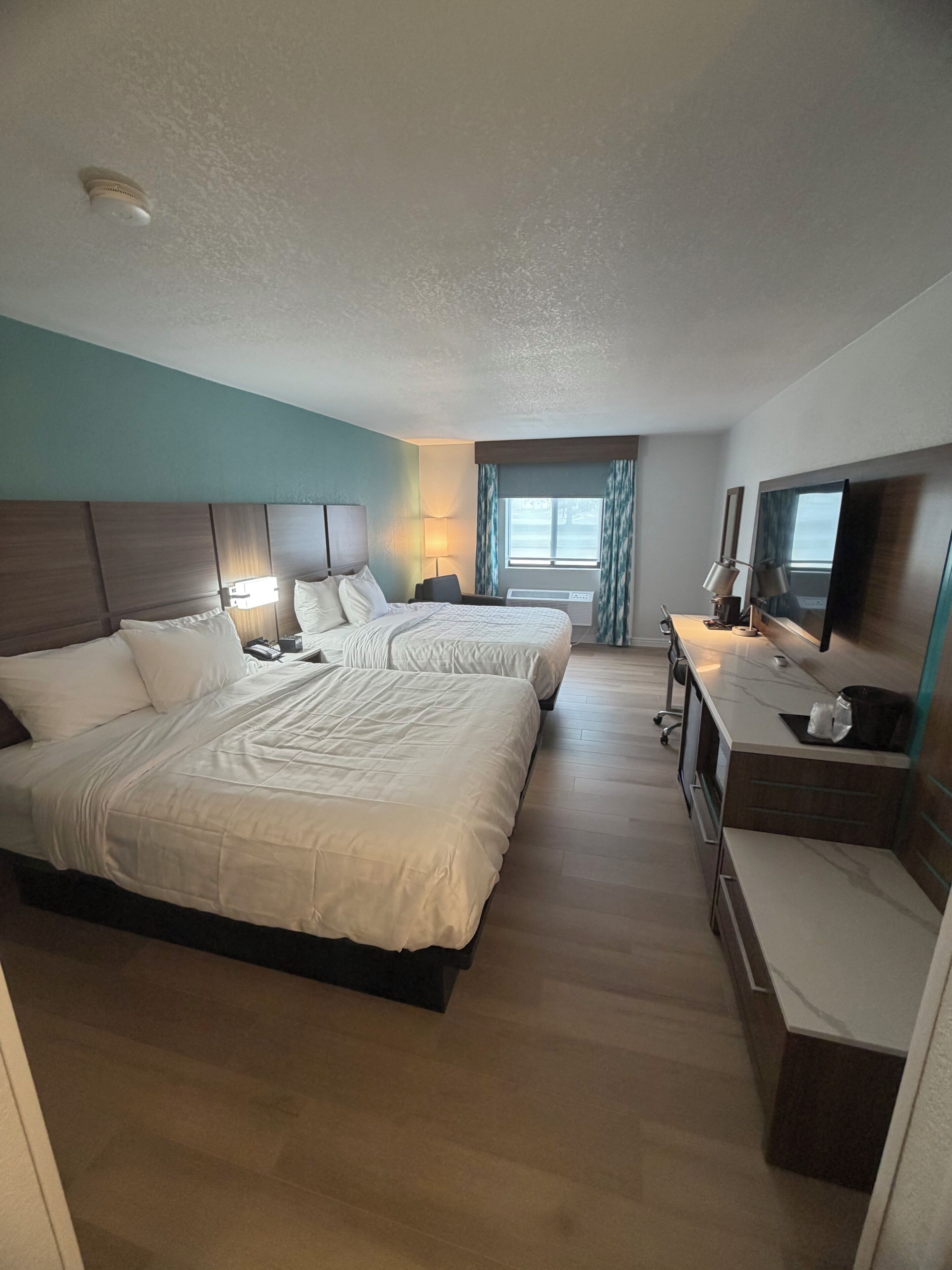 Standard Room, 2 Queen Beds, Non Smoking