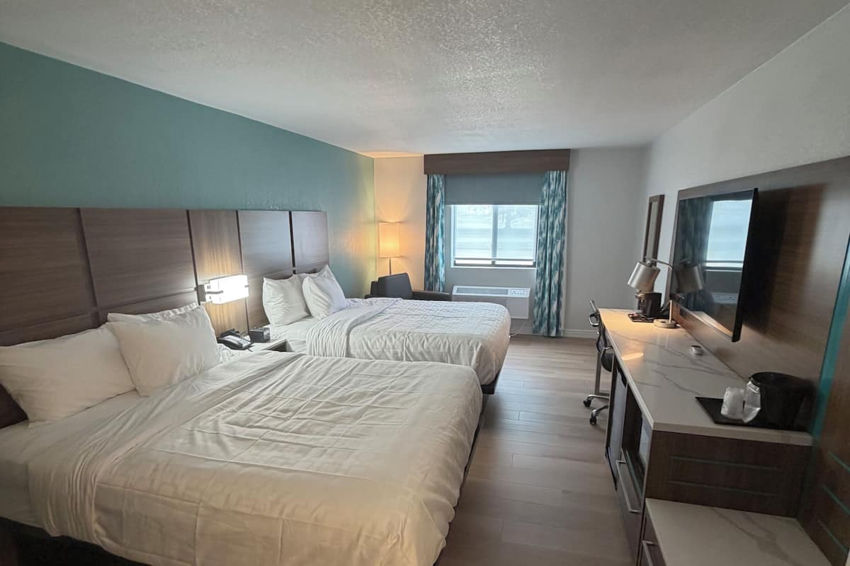 Standard Room, 2 Queen Beds, Non Smoking