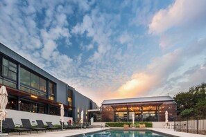 Apartment, 1 Bedroom, Balcony, River View | Pool - Amazing 1BR With River View in Waterfall-midrand (Johannesburg)