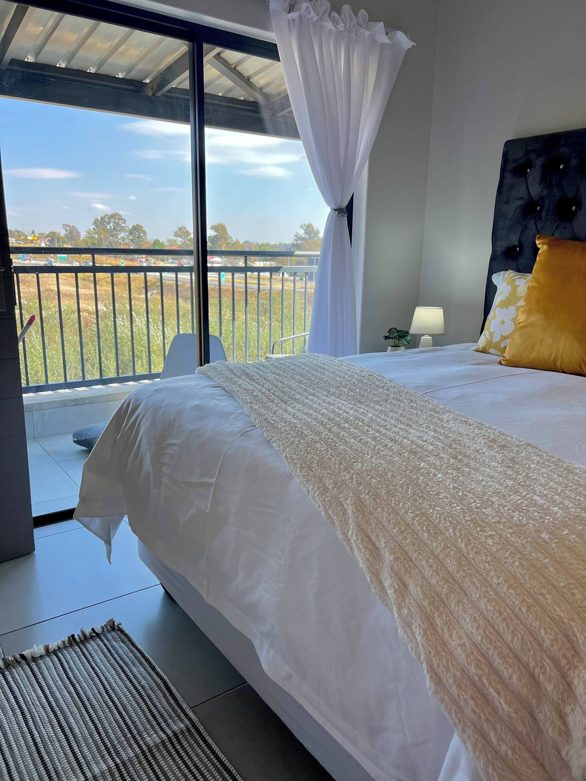 Apartamento, 1 habitación, balcón, vistas al río | 1 dormitorio