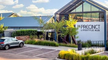 Apartment, 1 Bedroom, Balcony, River View | Exterior