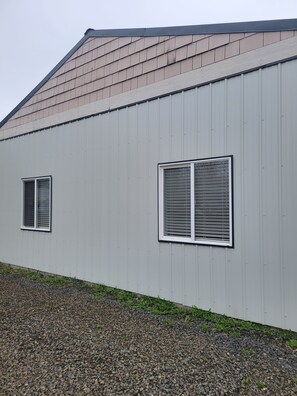 Exterior - Silver Fin Retreat - Spacious and Modern (Kamiah)