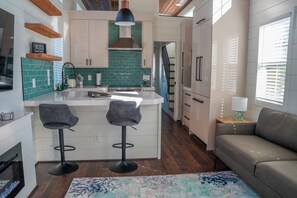 Interior - Pet Friendly 2-bedroom loft cabin at Black Prong Resort (Morriston)