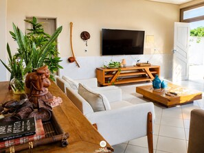 Honeymoon House, Pool Access, Lake View | Living area - Casa da Lagoa - Marechal Deodoro-AL  (Marechal Deodoro)