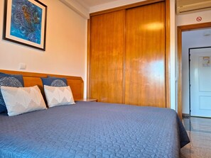 1 bedroom, iron/ironing board, Internet, bed sheets - ALLTRAVEL - CASA D' ALVOR (Portimão)