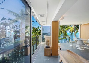 Interior - OCEANSIDE SANCTUARY - Waterfront 2 bed/2bath on Oahu's Gold Coast (Honolulu)