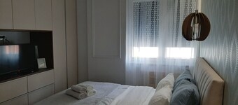 Cozy 1-bedroom apartment in soothing Bijeljina with AC