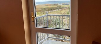 Fantastic Loft Apartment with Ocean Views 5 mins from Cliffs of Moher and Doolin