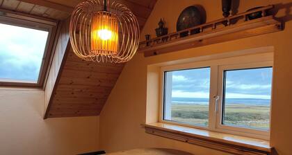 Fantastic Loft Apartment with Ocean Views 5 mins from Cliffs of Moher and Doolin