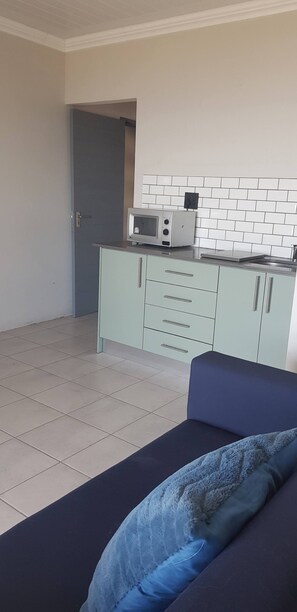 Apartment, 2 Bedrooms, Smoking, Private Pool | Interior - Mystic Falls Apartment on the Bay (St. Helena Bay)