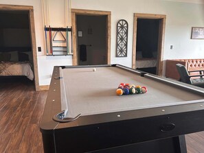 Spielezimmer