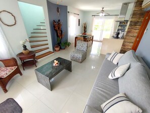 Living area - Caribbean getaway, private terraces, 2 minutes from the beach (Puerto Aventuras)