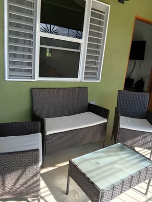 Terrace/patio - Pool, Playground, Gym, Near Beach & 24/7 Security. (Saint Ann's Bay)