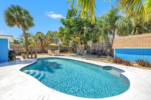 Pool - Serene 1-bedroom  in St. Pete Beach - UNIT B (St. Pete Beach)