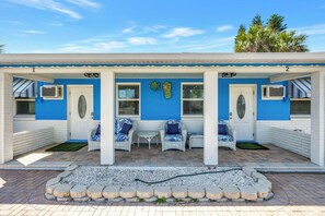 Terrace/patio - Serene 1-bedroom  in St. Pete Beach - UNIT B (St. Pete Beach)