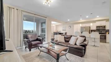 Apartment (2 Bedrooms) | Front of property