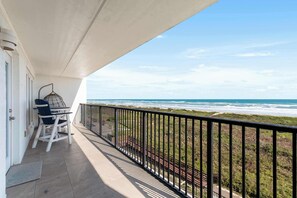 Interior - Island Beachfront Condo w/ Balcony, Pool & Grill (South Padre Island)