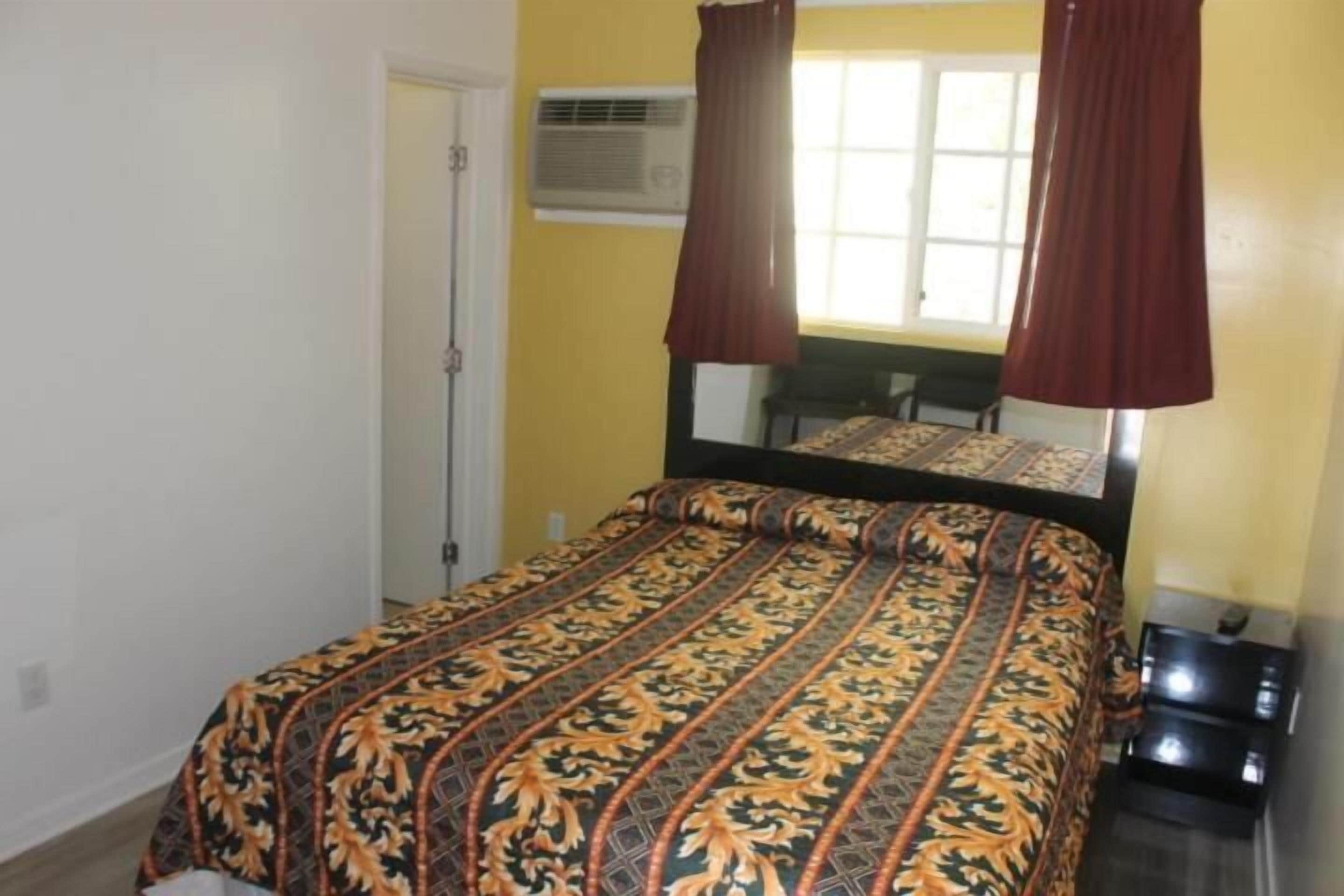 Cinema Motel — photo 10
