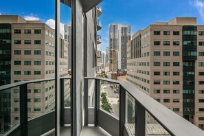Property grounds - 501 First Miami 1BR/1BA City Base #1208 (Miami)