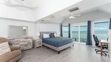 House (4 Bedrooms) | Front of property