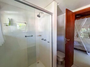 Bathroom - Vrbo Property (Trancoso)