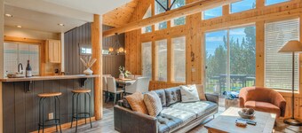 The Nest - Golf - Hot Tub & Resort Amenities