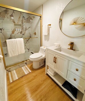 Shower, hair dryer, towels, soap - BEACHHOUSE: Surfside Escape-1st Floor Oceanfront, Full Kitchen, large patio (Melbourne Beach)