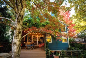 Outdoor dining - Serene + Spacious Boulder Oasis | Sleeps 10 | 30+ (Boulder)