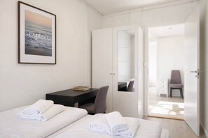 Room - 4 Bedrooms, King Bed, in the Heart of Bergen (Bergen)