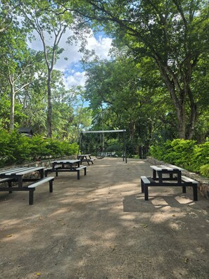 Outdoor dining - Vrbo Property (Copán Ruinas)