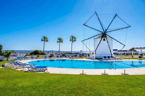 Pool - WindMill Rooftop Panoramic OceanView Condo By BeCherish (Albufeira)