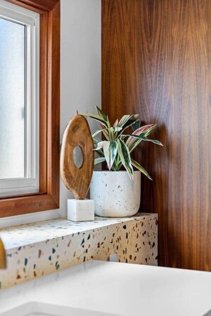 Interior - 7th & Sea | Olympic Mid-Century Scenic Getaway (Port Angeles)