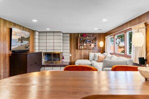 Interior - 7th & Sea | Olympic Mid-Century Scenic Getaway (Port Angeles)