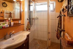 Ducha, cabezal de ducha tipo lluvia, secador de pelo, batas