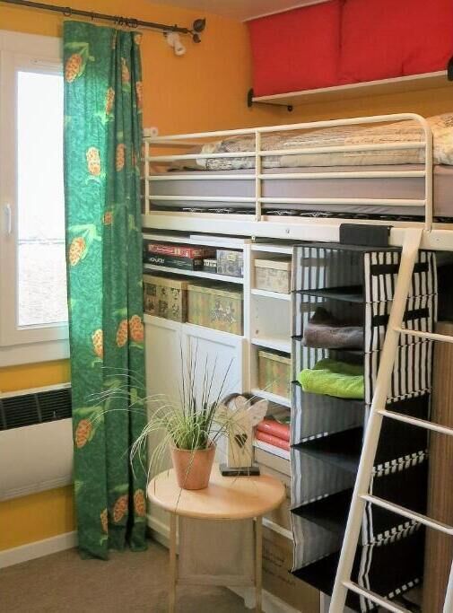 Economy Single Room, Shared Bathroom