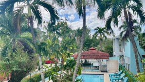 Outdoor pool - Beach Access Home with Pool, Games & Hammock (Boquerón)