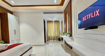 TrueLife SRB Suites